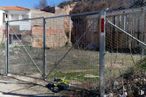 Land for sale at Calle José Antonio, 9, Valdelaguna, Madrid, 28391 with plant, sky, fence, mesh, wire fencing, land lot, grass, landscape, chain-link fencing and home fencing around