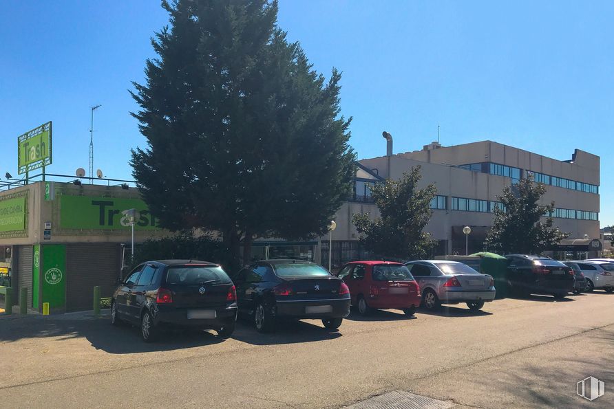 Local en alquiler y venta en Calle Electrodo, 5, Rivas-Vaciamadrid, Madrid, 28529 con coche, edificio, luz de estacionamiento automotriz, neumático, rueda, vehículo terrestre, cielo, vehículo, vehículo motorizado y luz trasera y de freno automotriz alrededor