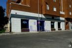 Retail for sale & for rent at Zona Villaluz, Cuenca, 16004 with house, window, wall, composite material, sidewalk, concrete, brickwork, brick and building material around