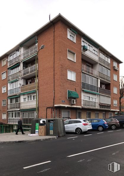 Local en venta en Paseo Artilleros, 15, Vicálvaro, Madrid, 28032 con coche, edificio, persona, propiedad, ventana, cielo, neumático, vehículo, rueda y luz de la calle alrededor