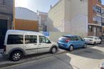 Land for sale at Centro, Getafe, Madrid, 28901 with car, wheel, tire, building, automotive parking light, land vehicle, vehicle, window, motor vehicle and sky around