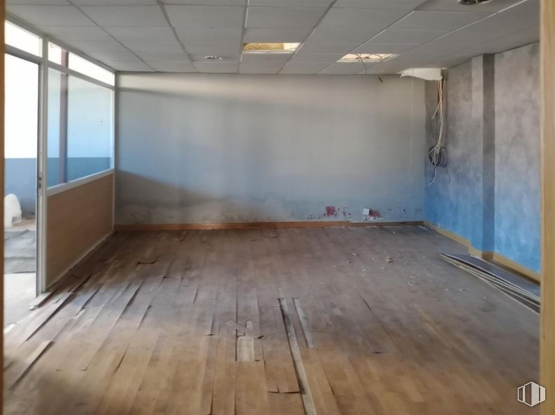 Local en alquiler en Calle San Martín, Pinto, Madrid, 28320 con edificio, madera, accesorio, suelos, suelo, hall, tinte para madera, suelo laminado, tablón y madera dura alrededor