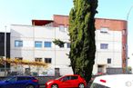 Industrial for sale at Polígono Los Olivos, Getafe, Madrid, 28906 with car, tire, building, wheel and apartment around