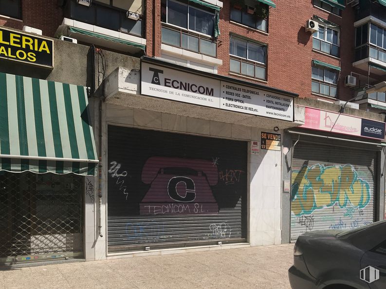 Local en venta en Calle Fuentespina, 14, Villa de Vallecas, Madrid, 28031 con coche, ventana, edificio, propiedad, accesorio, fuente, fachada, ciudad, tintes y matices y carretera alrededor