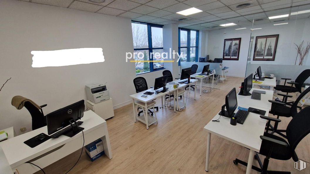 Office for sale at Calle Chile, Las Rozas de Madrid, Madrid, 28290 with chair, computer monitor, desk, window, table, furniture, interior design, office chair, electronic device and flooring around