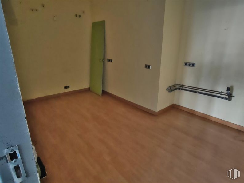 Local en venta en Calle Manacor, 3, Humanes de Madrid, Madrid, 28970 con edificio, madera, accesorio, suelos, pintura, suelo, tinte para madera, madera dura, casa y hall alrededor