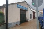 Industrial for sale at Avenida Pilar, Fuente el Saz de Jarama, Madrid, 28140 with tire, sky, window, building, plant, asphalt, house, road, road surface and electricity around