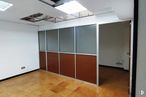 Office for sale at Calle Montesa, Salamanca, Madrid, 28006 with cabinetry, fixture, wood, hall, flooring, door, floor, building, wall and hardwood around