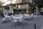 Retail for sale at Calle Virgen de la Roca, Ciudad Lineal, Madrid, 28027 with chair, table, kitchen & dining room table, building, furniture, outdoor table, flowerpot, leisure, tree and road surface around