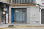 Local en venta en Zona Centro, Cebreros, Ávila, 05260 con puerta, propiedad, accesorio, edificio, madera, fachada, puerta de casa, gas, carretera y casa alrededor