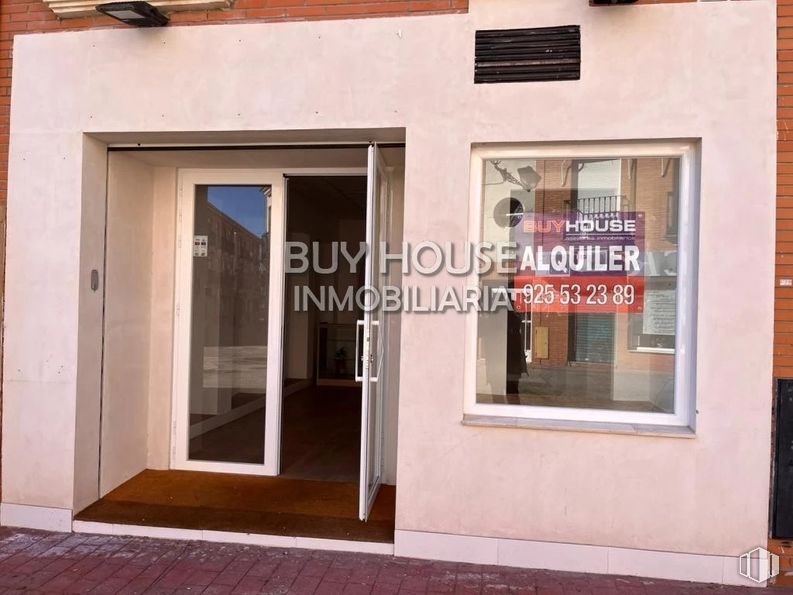 Local en alquiler en Centro, Illescas, Toledo, 45200 con ventana, puerta, puerta de casa, vidrio, material de construcción y transparencia alrededor