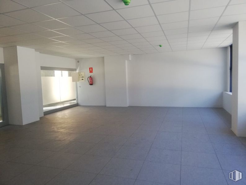 Oficina en venta en Calle Patrimonio Mundial, Aranjuez, Madrid, 28300 con interiorismo, accesorio, hall, suelo, suelos, pared, techo, edificio, espacio y hormigón alrededor