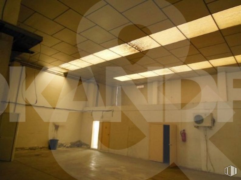 Industrial for sale at Santa María de Benquerencia, Toledo, 45007 with wood, architecture, interior design, flooring, floor, fixture, wall, art, glass and tints and shades around