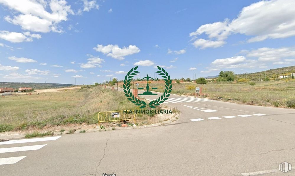 Land for sale at Paseo Olivillas, Torrelaguna, Madrid, 28180 with cloud, plant, sky, plant community, ecoregion, road surface, motor vehicle, asphalt, natural landscape and land lot around