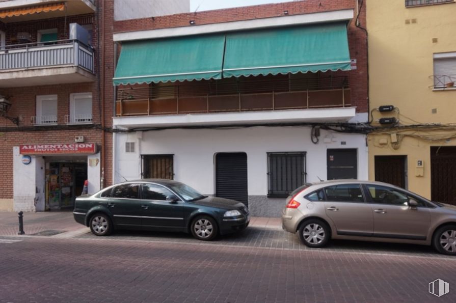 Local en alquiler en Zona Centro, Torrejón de Ardoz, Madrid, 28850 con coche, neumático, edificio, luz de estacionamiento automotriz, rueda, vehículo terrestre, vehículo, neumático automotriz, ventana y diseño automotriz alrededor