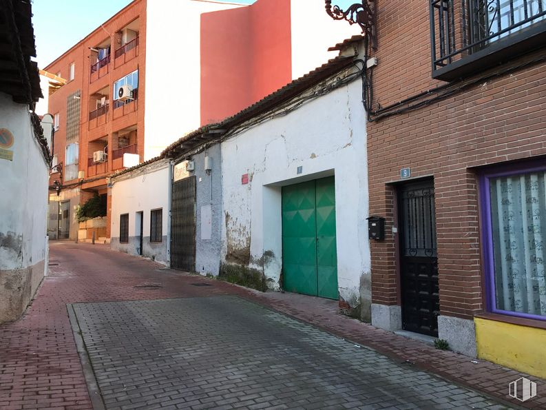 Local en venta en Calle Caldo, 7, Algete, Madrid, 28110 con ventana, puerta, casa, edificio, propiedad, infraestructura, superficie de carretera, accesorio, barrio y madera alrededor