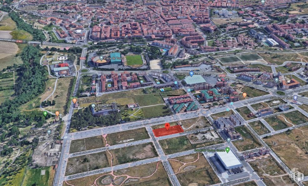 Land for sale at Calle Navas del Marqués, s/n, Ávila, 05002 with building, land lot, urban design, thoroughfare, neighbourhood, residential area, landscape, real estate, tree and city around