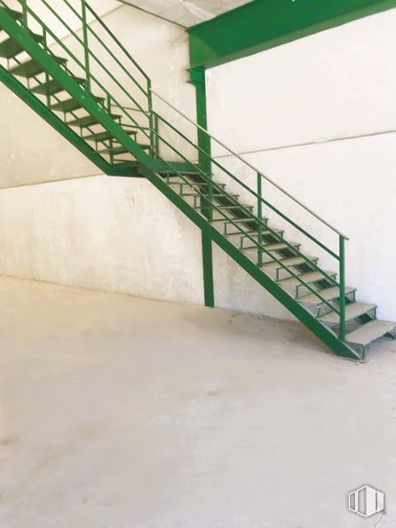 Industrial for sale at Calle Costa del Sol, Yuncos, Toledo, 45210 with stairs, handrail, metal, building material, paint, design, daylighting, wood stain, steel and plaster around