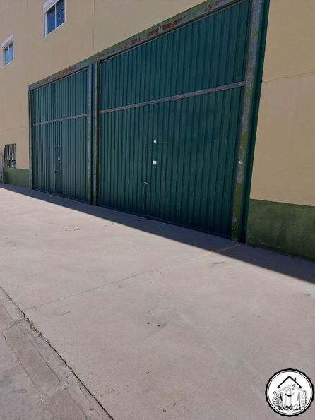 Industrial for sale at Camino Ciempozuelos, Seseña, Toledo, 45224 with clock, building, road surface, asphalt, wood, fixture, composite material, window, shade and facade around