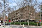 Office for rent at Calle Agastia, 44, Ciudad Lineal, Madrid, 28027 with building, plant, property, sky, window, tree, urban design, residential area, neighbourhood and thoroughfare around