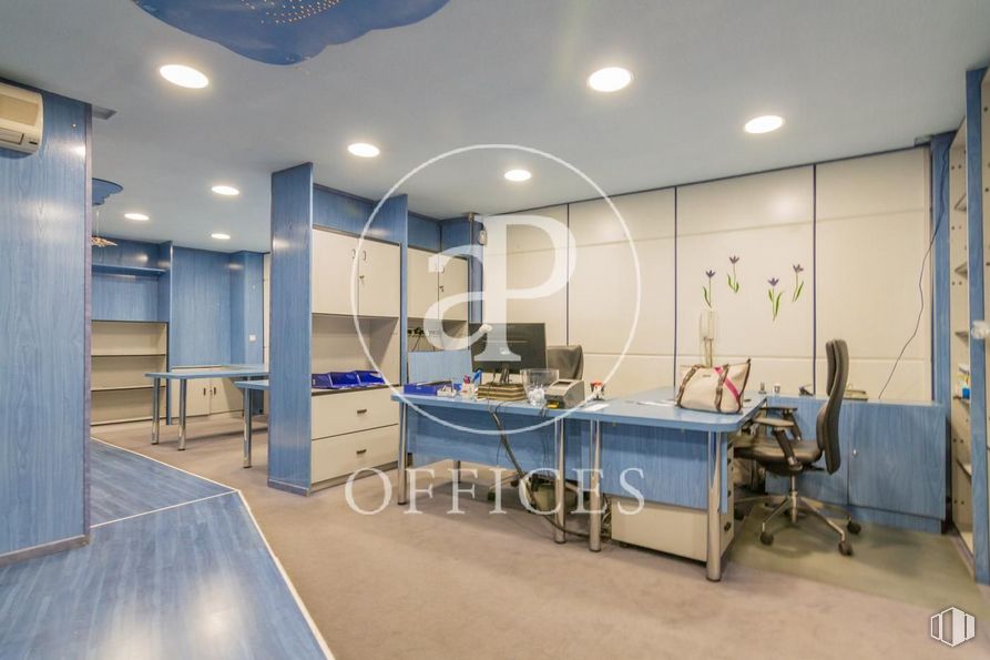 Oficina en venta en Calle Benigno Soto, Chamartín, Madrid, 28002 con silla, mesa, edificio, azul, interiorismo, piso, suelo, casa, techo y ocio alrededor