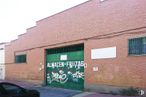 Industrial for rent at Calle Núñez de Guzmán, 11, Alcalá de Henares, Madrid, 28802 with window, car, automotive parking light, property, plant, vehicle, brickwork, brick, asphalt and sky around