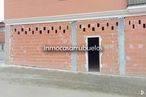 Local en venta en Calle Dulcinea, Recas, Toledo, 45211 con edificio, ventana, ladrillo, albañilería, material de construcción, fuente, material compuesto, fachada, ciudad y madera alrededor