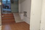 Retail for rent at Avenida Chaparral, San Sebastián de los Reyes, Madrid, 28700 with car, door, flooring, floor, tile flooring, tile and building material around