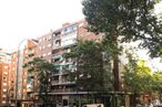 Office for sale at Zona Comillas, Carabanchel, Madrid, 28019 with building, car, wheel, sky, tire, vehicle, tree, window, urban design and condominium around