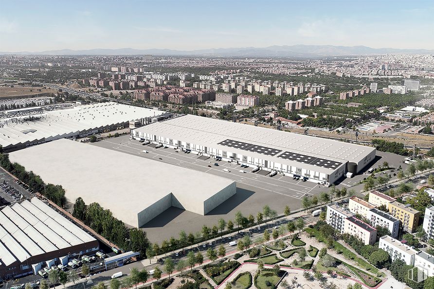 Industrial for rent at PAL M-40 , Villaverde, Madrid, 28041 with building, sky, cloud, infrastructure, urban design, landscape, world, residential area, landmark and city around