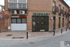 Retail for sale & for rent at Calle Huertas, Colmenar Viejo, Madrid, 28770 with window, building, road surface, brick, sidewalk, facade, brickwork, font, city and road around