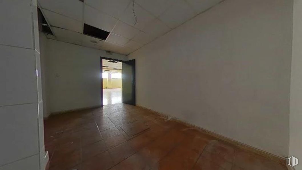 Nave en venta en Calle Cincel, Rivas-Vaciamadrid, Madrid, 28529 con accesorio, madera, hall, suelo, suelos, material compuesto, techo, material de construcción, madera dura y hormigón alrededor