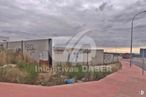 Land for sale at Calle Estaño, Illescas, Toledo, 45800 with street light, building, cloud, sky, property, plant, ecoregion, natural environment, land lot and architecture around