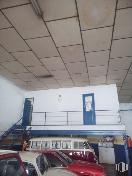 Industrial for sale at Calle Vino, La Puebla de Almoradiel, Toledo, 45840 with car, automotive parking light, vehicle, hood, automotive lighting, building, automotive design, motor vehicle, automotive exterior and automotive tail & brake light around