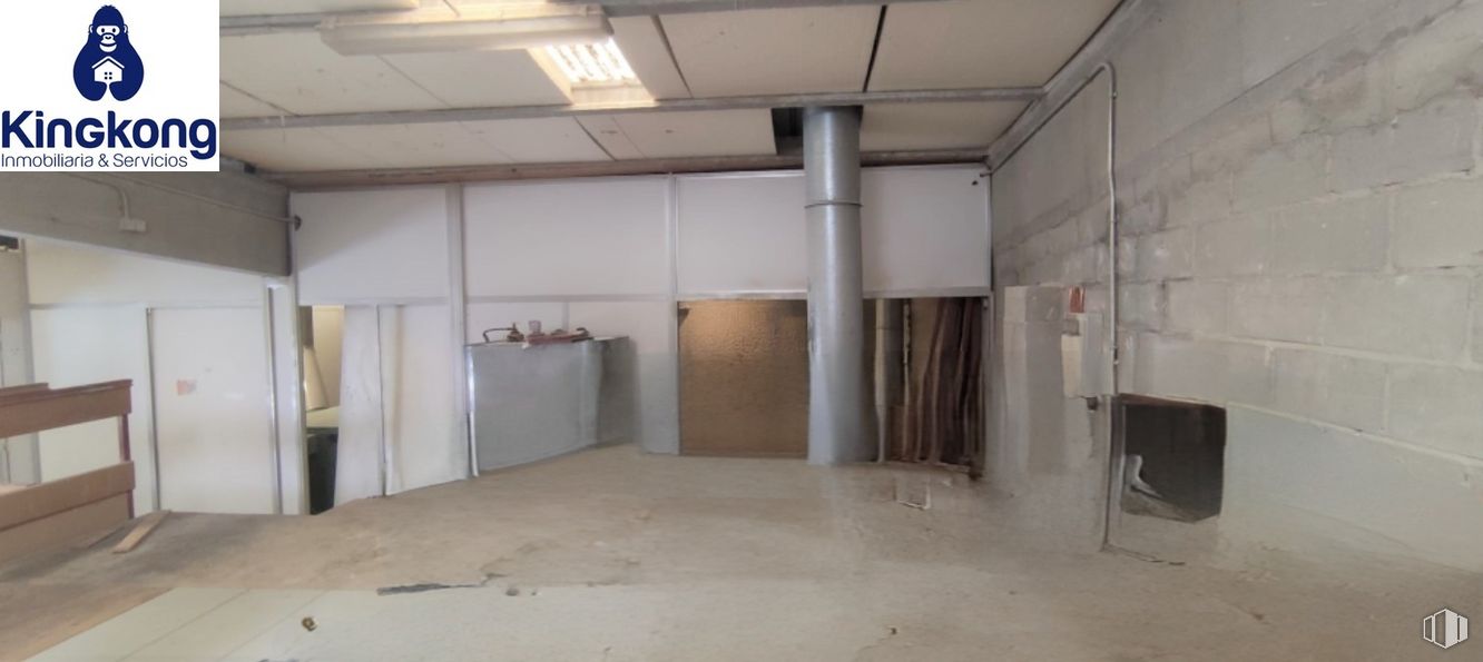 Industrial for sale at Zona industrial, Loeches, Madrid, 28890 with hall, floor, flooring, wood, fixture, composite material, ceiling, concrete, hardwood and transparency around