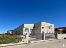 Industrial for sale at Calle Valconete, 4, Valdilecha, Madrid, 28511 with sky, building, window, land lot, plant, urban design, real estate, facade, landscape and asphalt around