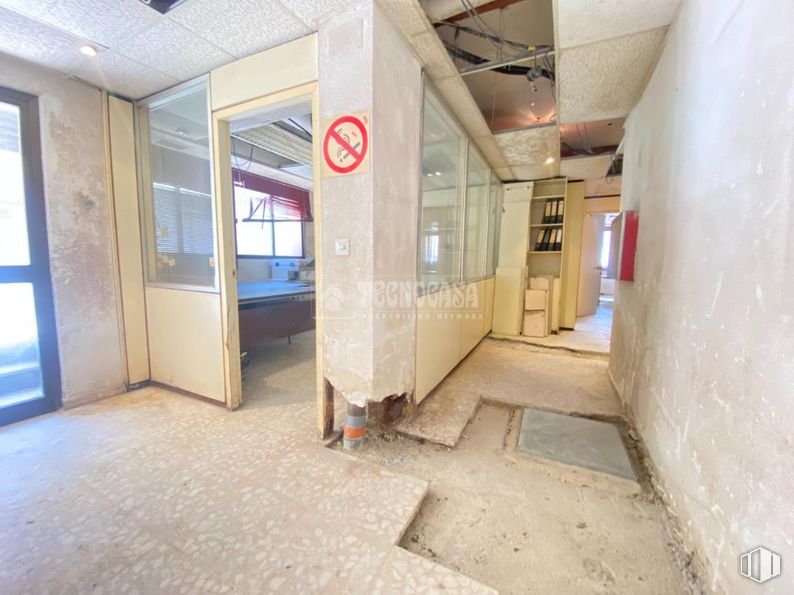 Local en venta en Zona Juan de la Cierva, Getafe, Madrid, 28903 con puerta, edificio, accesorio, suelo, suelos, ventana, hall, fachada, casa y techo alrededor