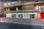 Retail for sale at Avenida Alberto Alcocer, Chamartín, Madrid, 28016 with building, window, road surface, asphalt, neighbourhood, brick, facade, tints and shades, road and city around