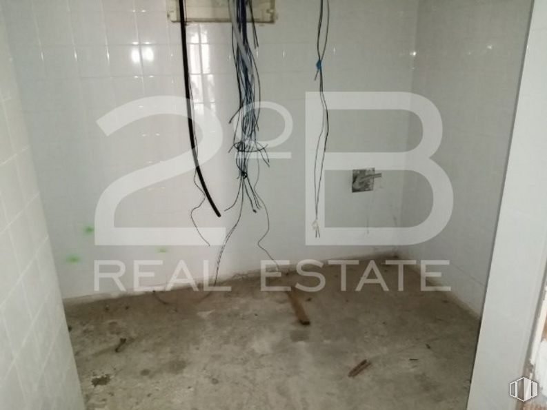 Local en venta en Casco urbano, Quintanar de la Orden, Toledo, 45800 con madera, suelos, suelo, fuente, gas, accesorio, vidrio, material compuesto, hormigón y titanio alrededor