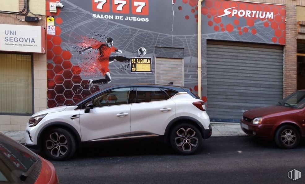 Local en alquiler en Zona San Lorenzo, Segovia, 40003 con rueda, coche, persona, neumático, vehículo, neumático automotriz, iluminación automotriz, vehículo de motor, llanta de aleación y parachoques alrededor