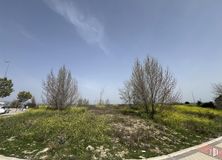 Land for sale at Vía Servicio A-6, Las Rozas de Madrid, Madrid, 28231 with sky, cloud, plant, road surface, asphalt, natural landscape, land lot, tree, slope and grass around