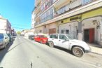 Local en venta en Calle Arroyo Fontarrón, Moratalaz, Madrid, 28030 con coche, neumático, rueda, luz de estacionamiento, vehículo terrestre, vehículo, edificio, ventana, neumático de automoción y vehículo de motor alrededor