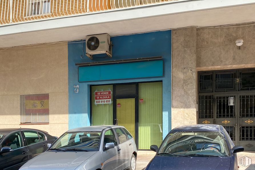 Oficina en alquiler y venta en Calle Loeches, 3, Alcalá de Henares, Madrid, 28806 con coche, ventana, mediante, luz de estacionamiento automotriz, vehículo terrestre, vehículo, fotografía, vehículo de motor, iluminación automotriz, diseño automotriz, exterior automotriz y puerta del vehiculo alrededor