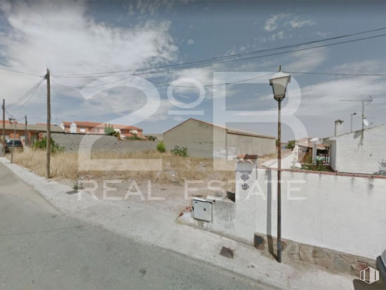 Land for sale at Travesía Manantial , 9, Nambroca, Toledo, 45190 with cloud, sky, plant, building, lighting, asphalt, land lot, road surface, urban design and electricity around