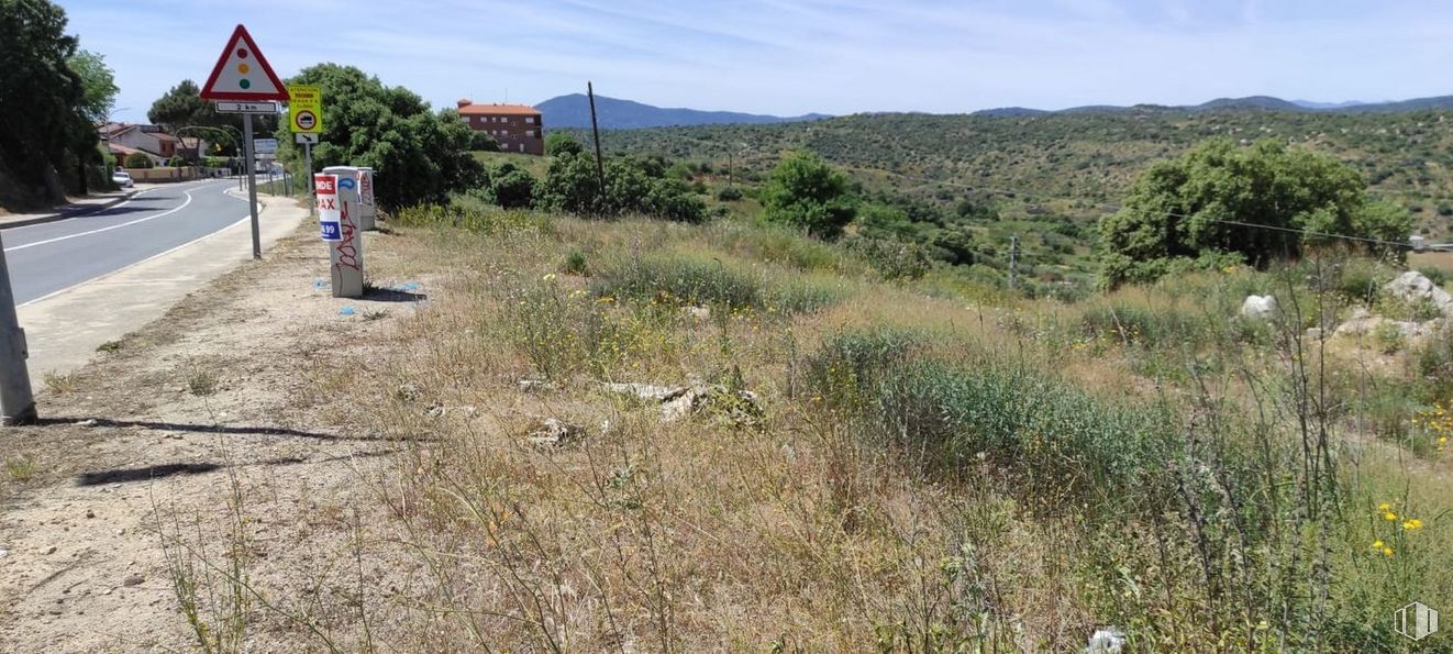 Land for sale at Zona Centro, Almorox, Toledo, 45900 with plant, sky, plant community, cloud, natural landscape, tree, plain, grass, grassland and landscape around