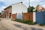 Land for sale at Calle Góngora, 4, Ciempozuelos, Madrid, 28350 with house, sky, plant, cloud, road surface, asphalt, building, wood, land lot and tree around