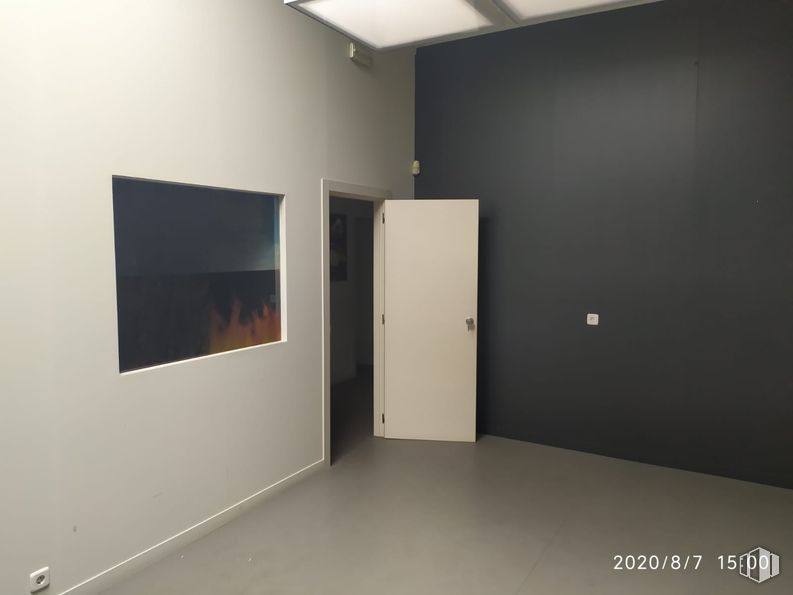 Nave en venta en Avenida Américas, Coslada, Madrid, 28820 con puerta, pintura, interiorismo, edificio, arte, piso, madera, suelo, pasillo y techo alrededor