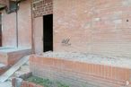 Retail for sale at Calle Valdemarías, Toledo, 45007 with door, brickwork, brick, wood, building material, road surface, plant, wall, composite material and facade around