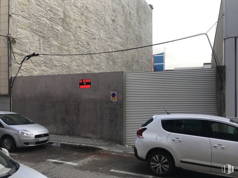 Suelo en venta en Calle Argos, 8, San Blas - Canillejas, Madrid, 28037 con rueda, coche, neumático, luz de estacionamiento automotriz, vehículo terrestre, vehículo, vehículo de motor, infraestructura, edificio y iluminación automotriz alrededor