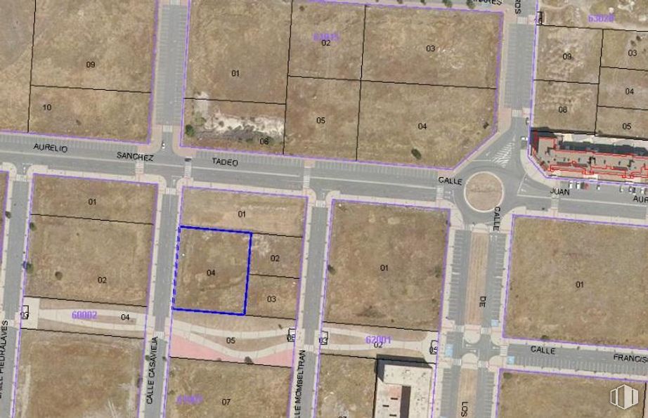 Land for sale at Calle Casavieja, Ávila, 05002 with 2d barcode, ecoregion, map, land lot, architecture, floor, urban design, font, flooring and road surface around